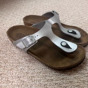 Girls Birkenstocks sz 34